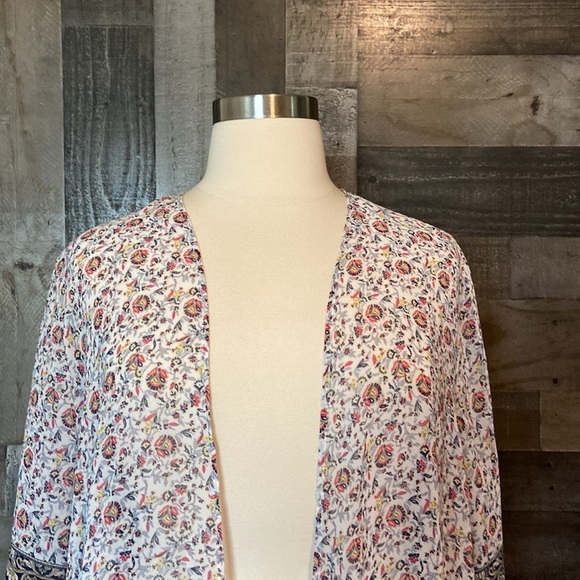 PPLA wrap OS pastel floral festival boho chic spring low key luxe quiet luxury - Picture 3 of 14